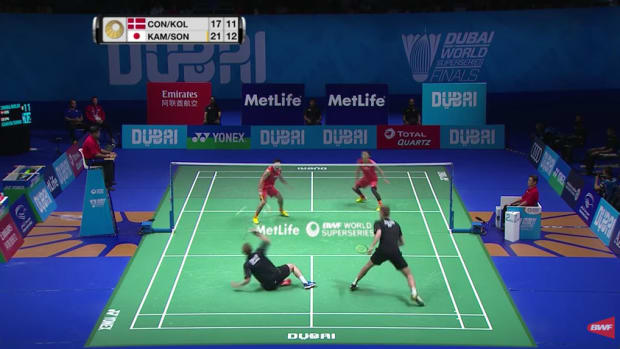 outrageous-badminton-rally-video.png